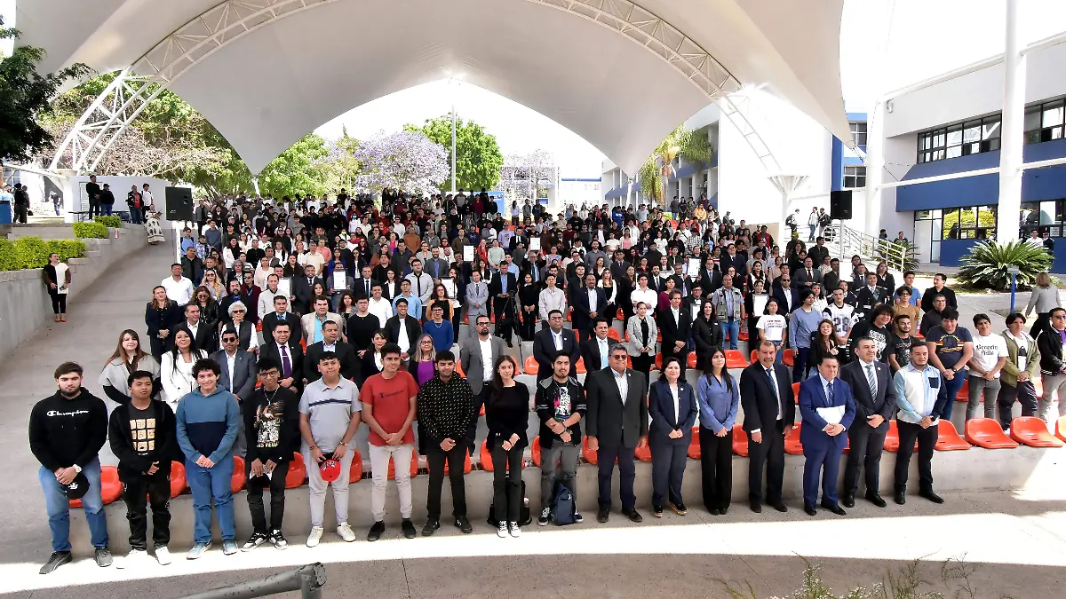 ITESI recibe once acreditaciones.-Ricardo Sanchez.- El Sol de Irapuato